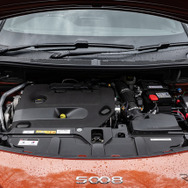 プジョー 5008 GT BlueHDi