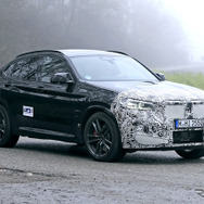 BMW X4 改良新型 プロトタイプ（スクープ写真）