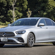 メルセデスベンツ Eクラスセダン（E200スポーツ）