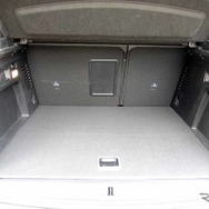 プジョー 3008GT ハイブリッド4