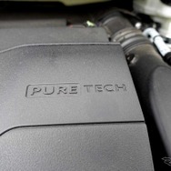 プジョー 3008GT ハイブリッド4