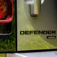 ランドローバー ディフェンダー110 ディーゼルMHEV D300