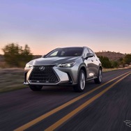 レクサスNX新型：NX350h
