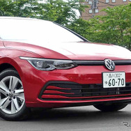 VW ゴルフ 新型（eTSI アクティブ）