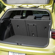 VW ゴルフ 新型（eTSI スタイル）