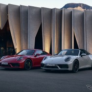 ポルシェ 911カレラGTS（左）とポルシェ 911タルガ4 GTS