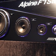 全てのユニットでCFRPを採用して音色の統一性を追求したスピーカー群