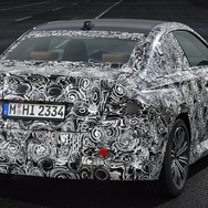 BMW 2シリーズ・クーペ 次期型のプロトタイプ