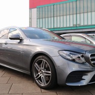 メルセデス・ベンツE220dステーションワゴンをベースにハイエンドなオーディオシステムを構築した。