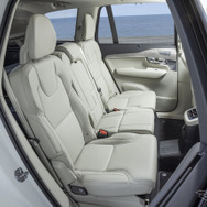 ボルボ XC90 リチャージ T8（XC90 Recharge Plug-in Hybrid T8 AWD Inscription）