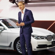 BMW 新型 7シリーズ（東京モーターショー15）