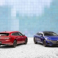 VW アルテオン シューティングブレーク（左）/アルテオン（右）