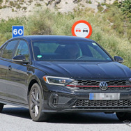 VW ジェッタGLI 改良新型プロトタイプ