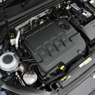 VW パサートヴァリアント 新型（TDI R-Line）