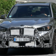BMW X5M 改良新型プロトタイプ（スクープ写真）