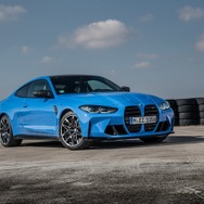 BMW M4 コンペティション・クーペ 新型の「M xDrive」