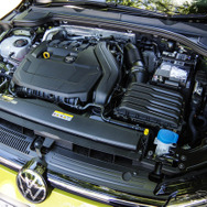 VW ゴルフヴァリアント 新型（R-Line）