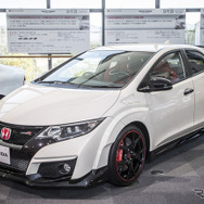 日本では限定輸入となった9代目シビックのタイプR（ホンダコレクションホール展示車）