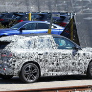 BMW X1 次期型プロトタイプ（スクープ写真）