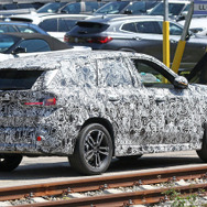 BMW X1 次期型プロトタイプ（スクープ写真）