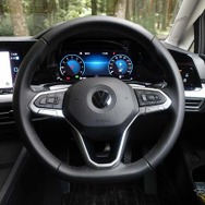 VW ゴルフヴァリアント 新型（eTSI アクティブ）