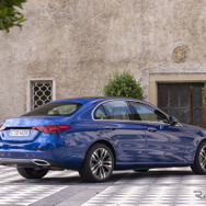 メルセデスベンツ Cクラス 新型（C300e 海外仕様）