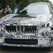 BMW X1 次期型プロトタイプ（スクープ写真）