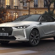 DS4 新型の E-TENSE