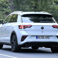 VW T-Roc R 改良新型プロトタイプ（スクープ写真）