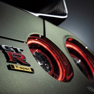 日産 GT-R トラックエディション エンジニアード by NISMO T-スペック 特別装備 専用バッヂ