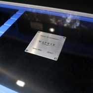 パワーアンプにはブラックのMX4 proをチョイス。最高峰のスピーカーを最高峰のパワーアンプで駆動するのが狙い。