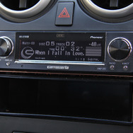 ソースユニットはcarrozzeria X　RS-D7Xlll+RS-P90Xを組み合わせる。