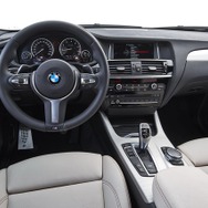 BMW X4 の M40i