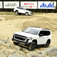 トヨタ ランクル GRスポーツ 試乗