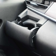 日産 ノートオーラ G