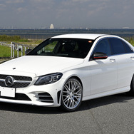 メルセデス・ベンツ C220dでハイエンドオーディオを楽しむ優雅な世界