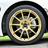 【RAYS HOMRA HYUGA HP10 GOLD EDITION】推奨サイズ：18×8.0J Inset45 5H-100／カラー：ゴールド／タイヤサイズ：225/40R18