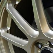 【RAYS HOMRA HYUGA HP10 GOLD EDITION】推奨サイズ：18×8.0J Inset45 5H-100／カラー：ゴールド／タイヤサイズ：225/40R18