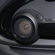 『プラグアンドプレイ・PLUG&PLAY 1080』搭載のデモカー。