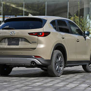 マツダ CX-5 20S フィールドジャーニー（ジルコンサンドメタリック）