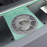 『canarino12V-Mk2』が搭載された“ウェイブトゥポート（鳥取県）”のデモカー。