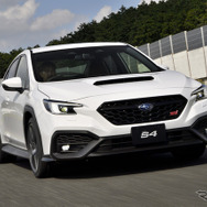 SUBARU 新型 WRX S4 STI Sport R EX ボディカラー セラミックホワイト