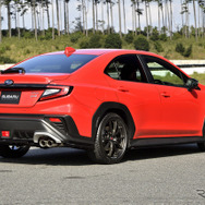 SUBARU 新型 WRX S4 STI Sport R EX（アクセサリー装着車）