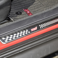 SUBARU 新型 WRX S4 STI Sport R EX（アクセサリー装着車）