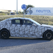 メルセデスベンツ Eクラス 次期型プロトタイプ（スクープ写真）