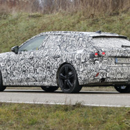 アウディ A4 アバント 次期型プロトタイプ（スクープ写真）