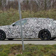 アウディ A4 アバント 次期型プロトタイプ（スクープ写真）