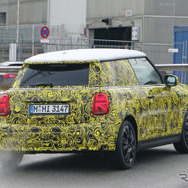 MINI ハッチバック 次世代型プロトタイプ（スクープ写真）