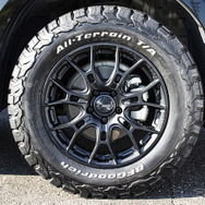【レイズ GramLights  57BNX】推奨サイズ：17×7.0J Inset38 5H-114.3／カラー：マットグラファイト／タイヤサイズ：LT245/65R17（デリカD:5 x 社外ホイール ）