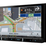 「Bluetooth」に対応した市販AV一体型ナビの一例（カロッツェリア・楽ナビ AVIC-RZ911）。